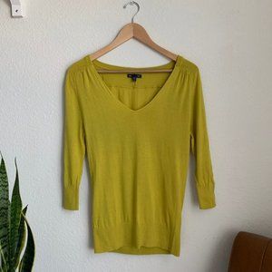 gap | *NWOT* chartreuse 3/4 sleeve sweater